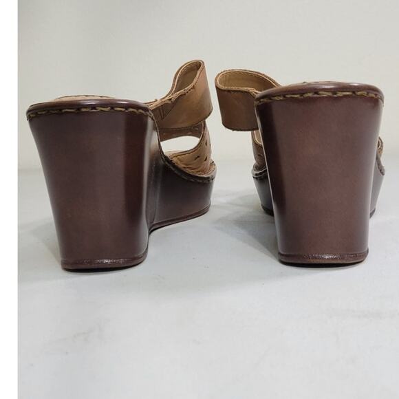 b.o.c Born Sandals Womens 9 Concept Wedge Slides Cut Out Tan Sandals Boho Casual - Picture 4 of 10